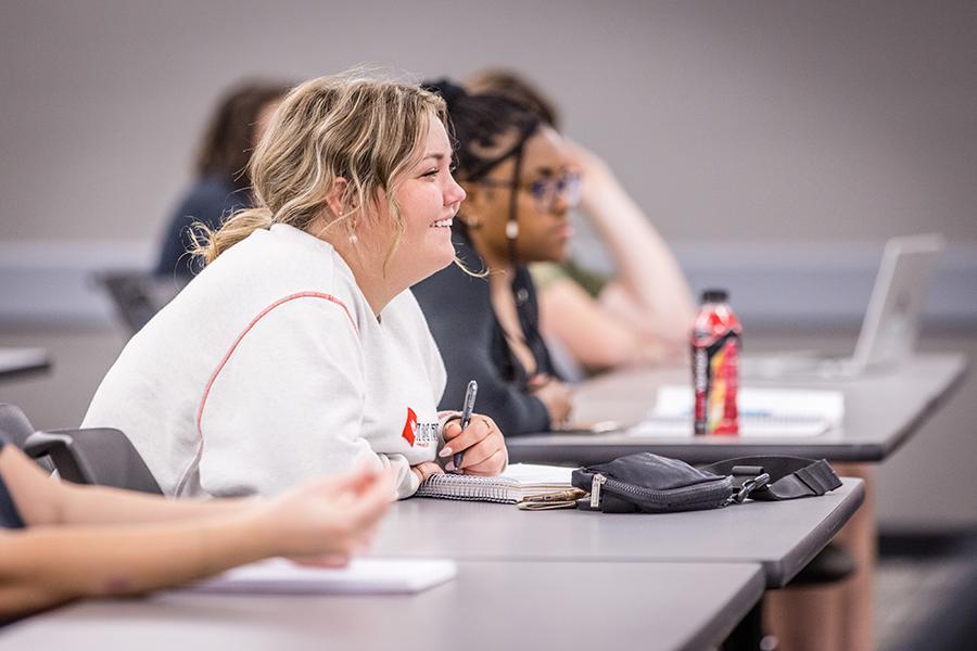 Northwest's emphasis on profession-based education prepares students for success in launching their careers or continuing their education. (Photo by Lauren Adams/<a href='http://d8vl.hzjly.net'>澳门网上博彩官方网站</a>)